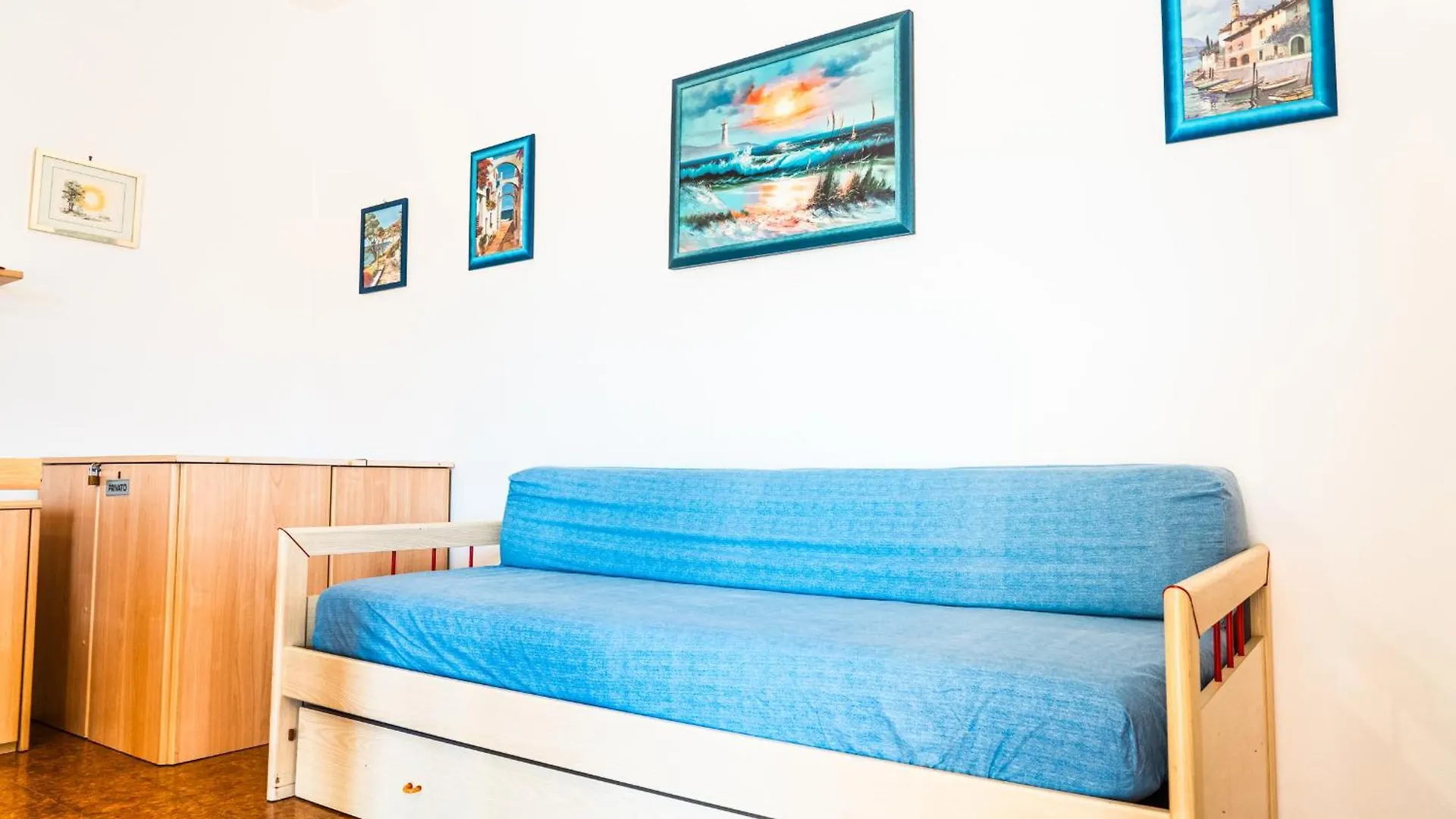 Comfy Flat Near The Beach And Shops In Bibione Apartamento