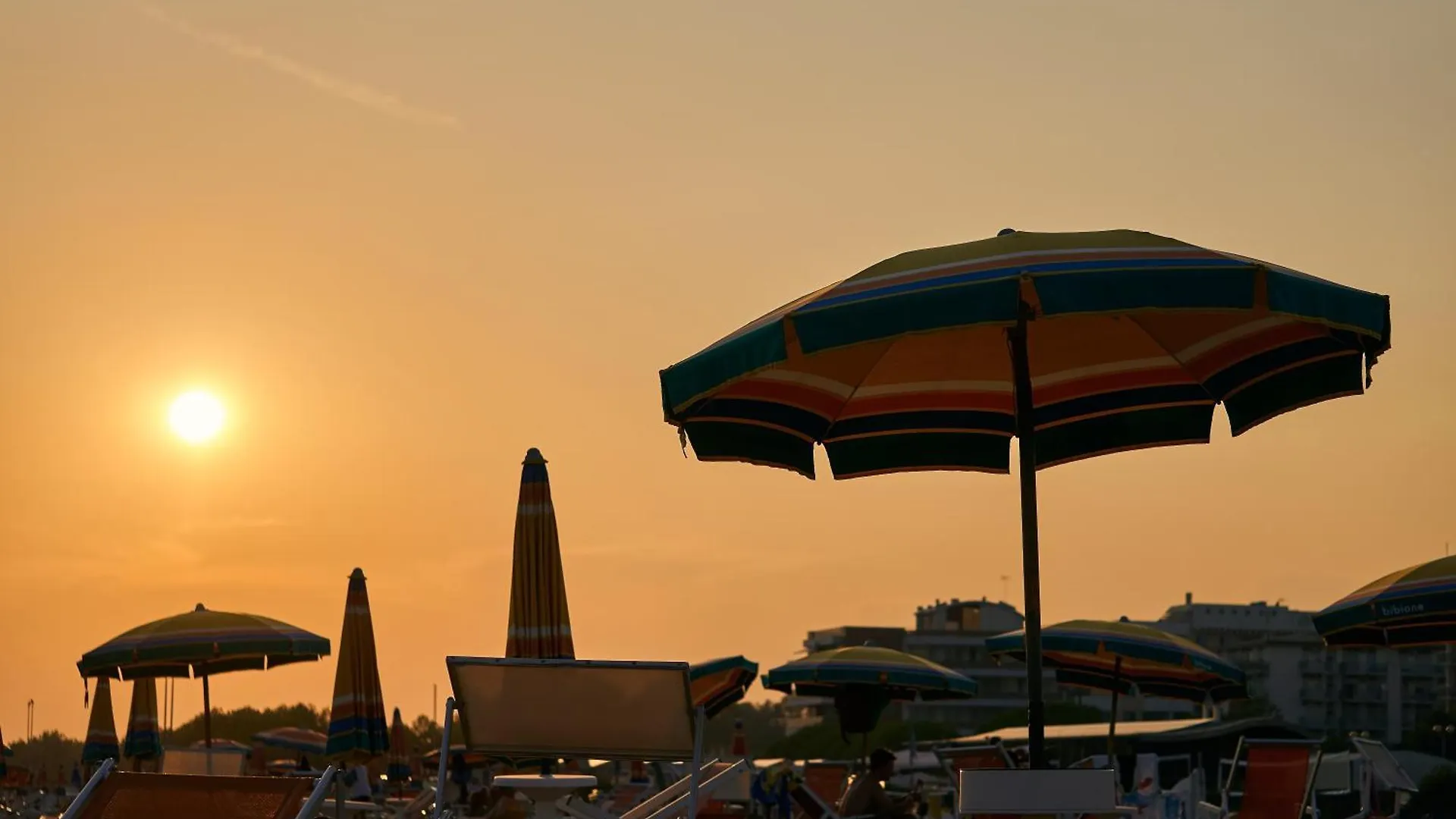 Comfy Flat Near The Beach And Shops In Bibione